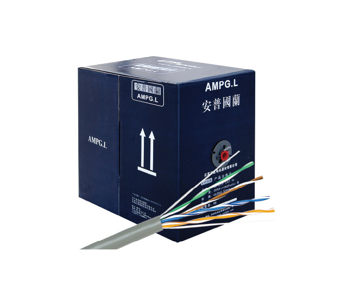 五類(lèi)（8+鋁箔）數(shù)據(jù)網(wǎng)絡(luò)線(xiàn)